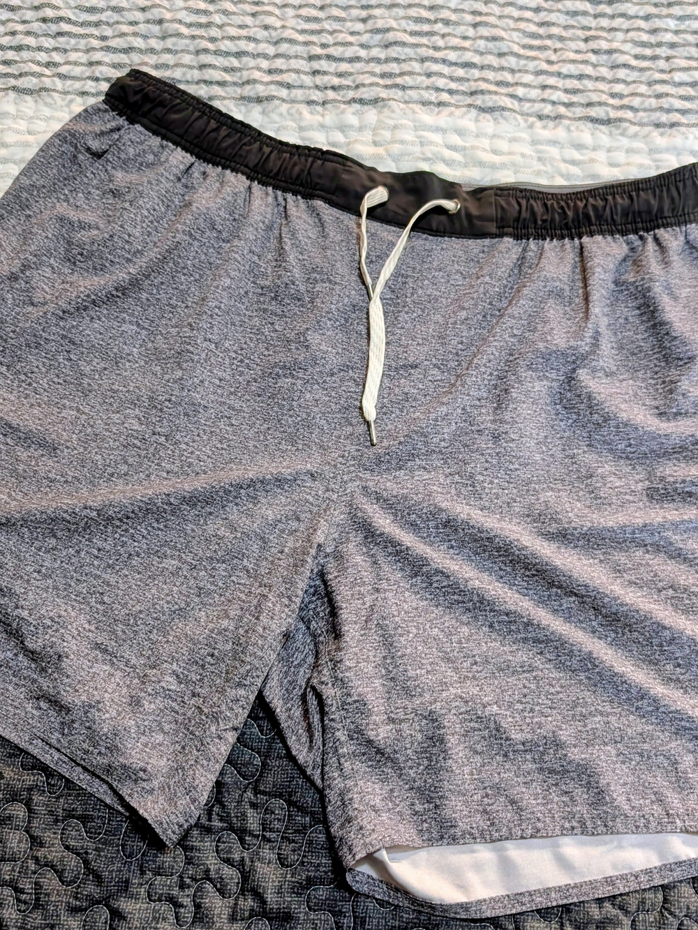 Vuori Men's Gray Athletic Drawstring Shorts